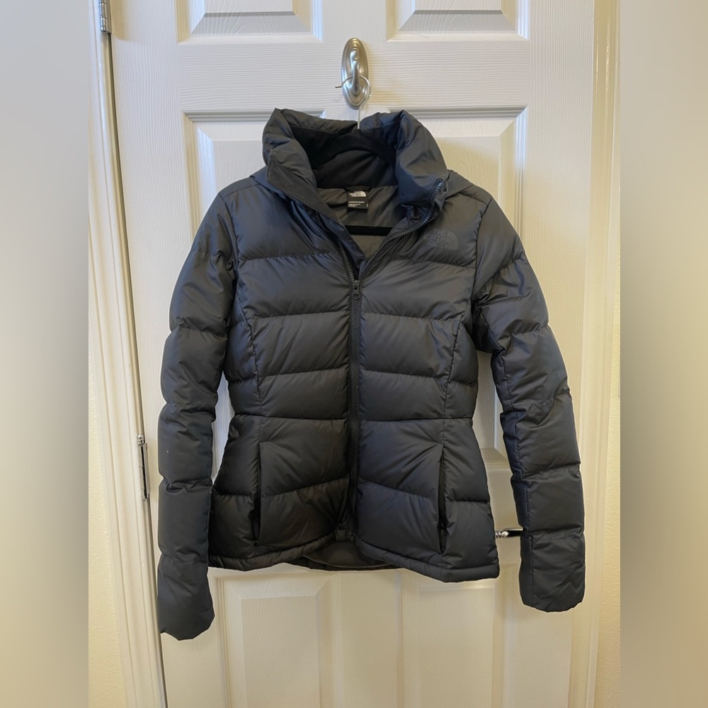 WORN 2X WOMENS METROPOLIS NORTH FACE PUFFER SIZE SMALL